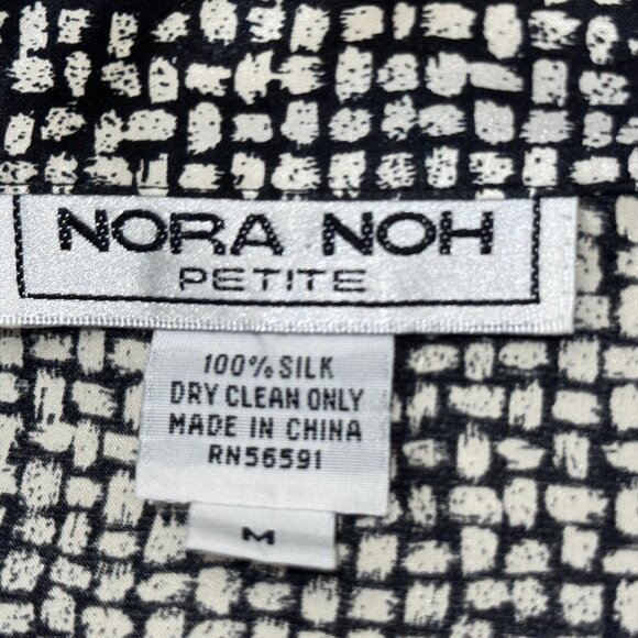 Nora Noh Silk Pet Sz M Blouse Button Up Shirt Long Sleeve Black/White Spots - Picture 10 of 11